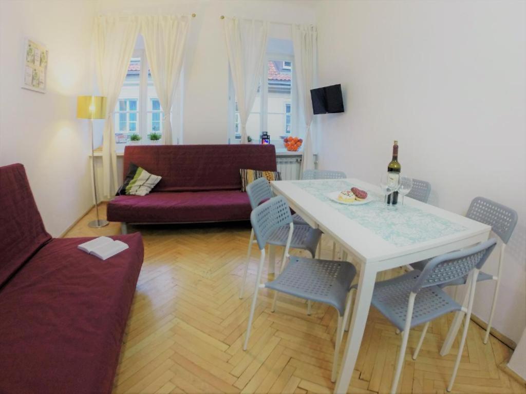 Apartamenty - Mi Old Town Swietojanska Varsovia Exterior foto
